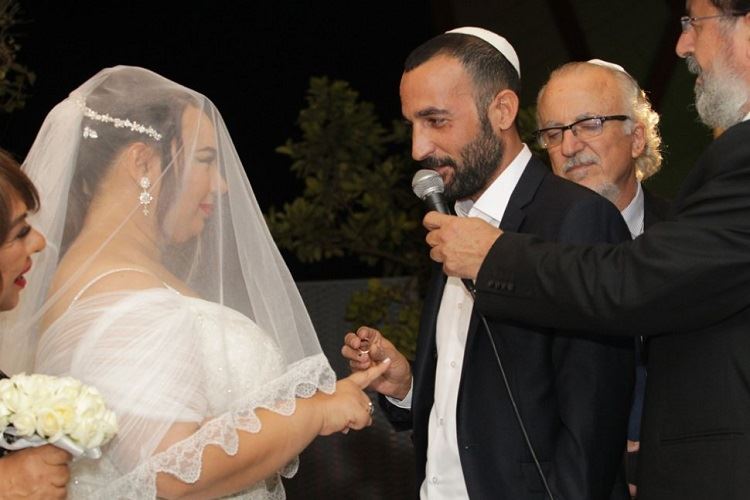 חתונה נוצצת במיוחד: אמירה בוזגלו נשואה 1