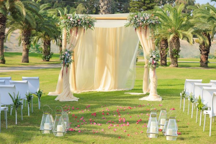 הצצה אל מתחם האירועים 'מיקה' (צילום: וואלה! מזל טוב)